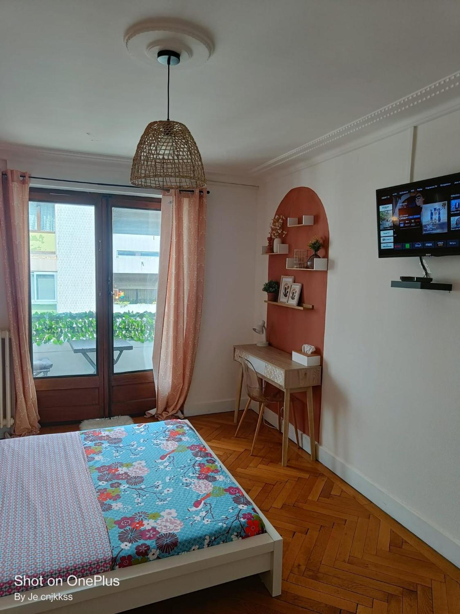 Belle Chambre D'Hote Avec Balcon Prive - 3 Mins Gare Annemasse - Geneve Acces Direct Exterior foto